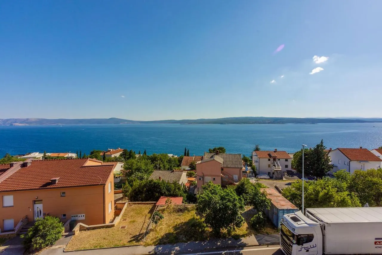 Apartment Goran Crikvenica 0*,