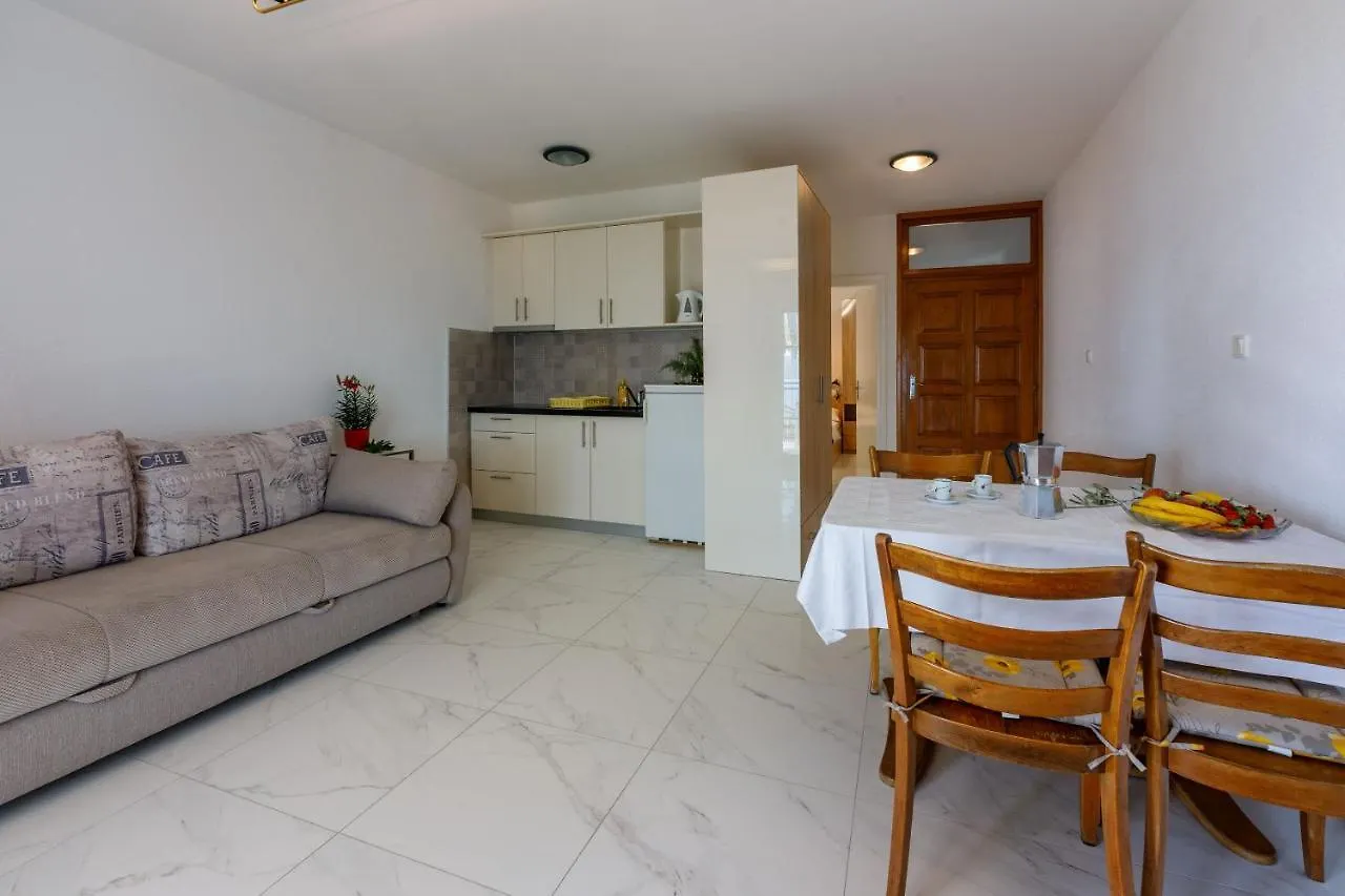 Apartment Goran Crikvenica