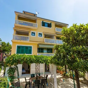 Apartman Neno, Crikvenica